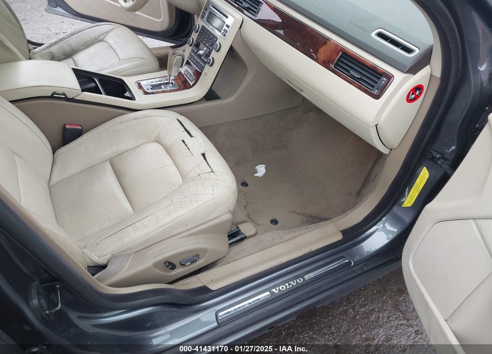 2007 VOLVO S80 3.2 VIN: YV1AS982171035895