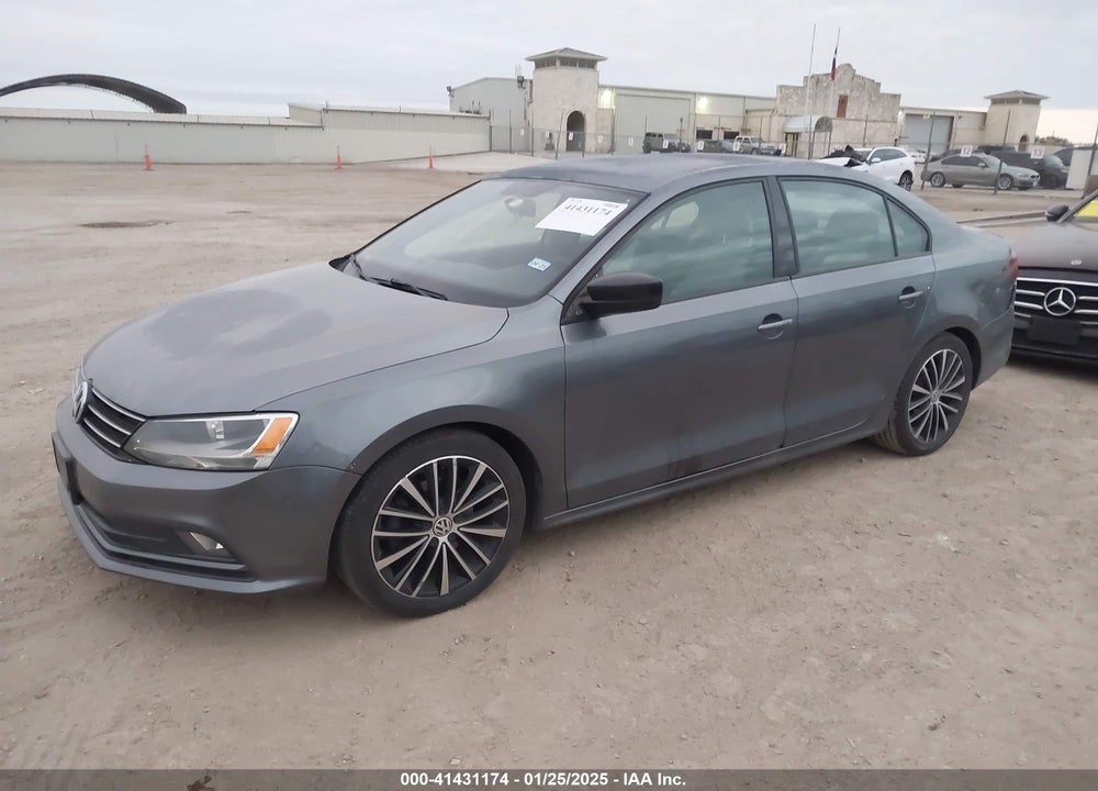 2015 VOLKSWAGEN JETTA 1.8T SPORT VIN: 3VWD17AJ8FM320667