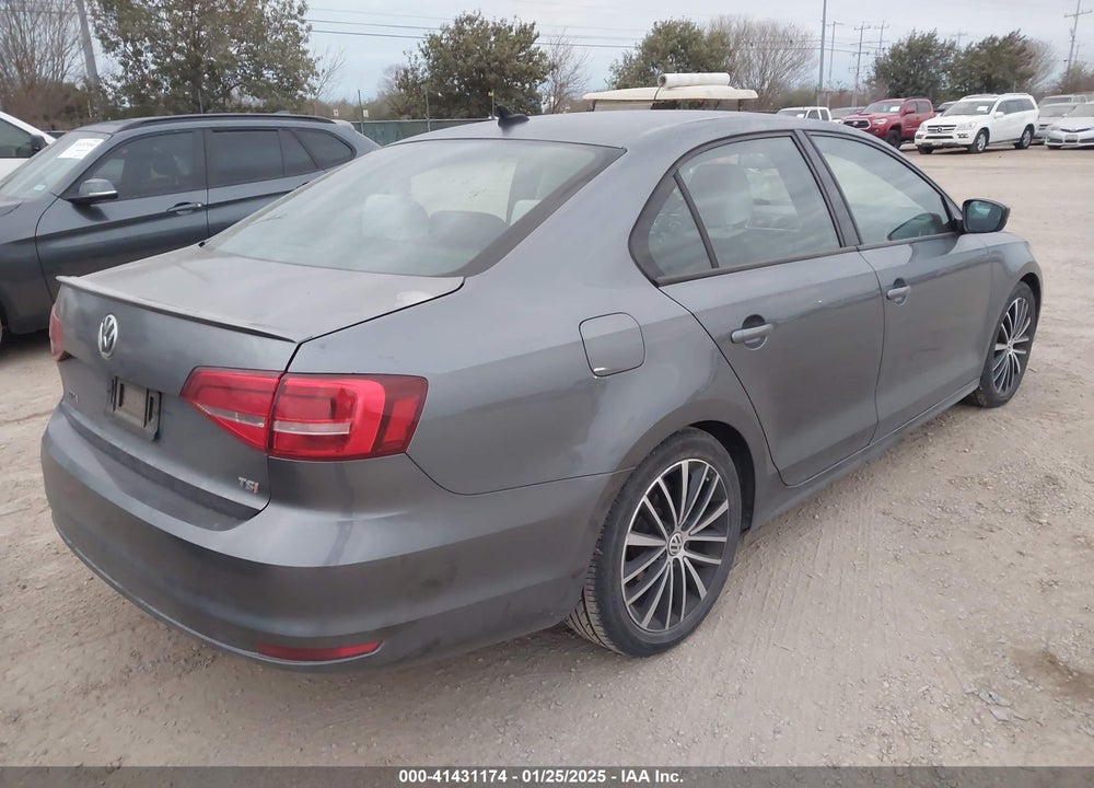 2015 VOLKSWAGEN JETTA 1.8T SPORT VIN: 3VWD17AJ8FM320667