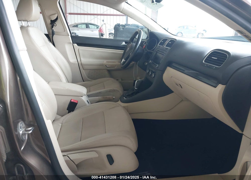 2014 VOLKSWAGEN JETTA SPORTWAGEN VIN: 3VWPL7AJ9EM605982