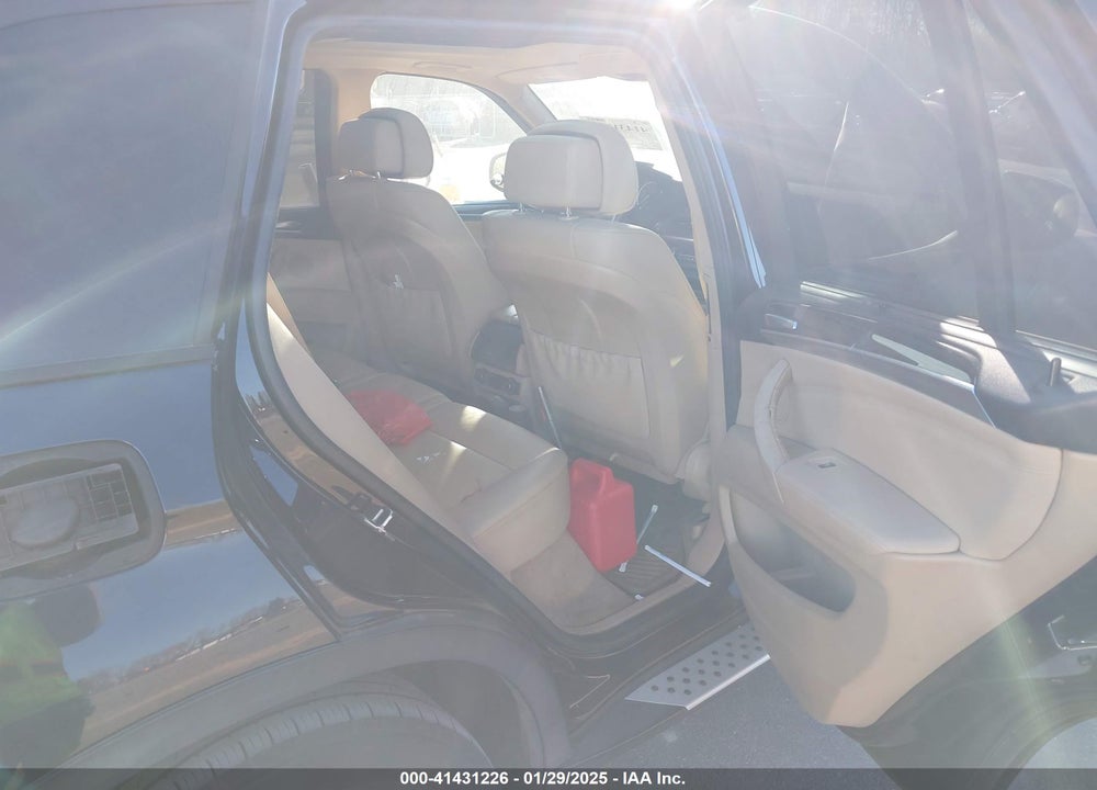 2010 BMW X5 VIN: 5UXFE4C51AL277782