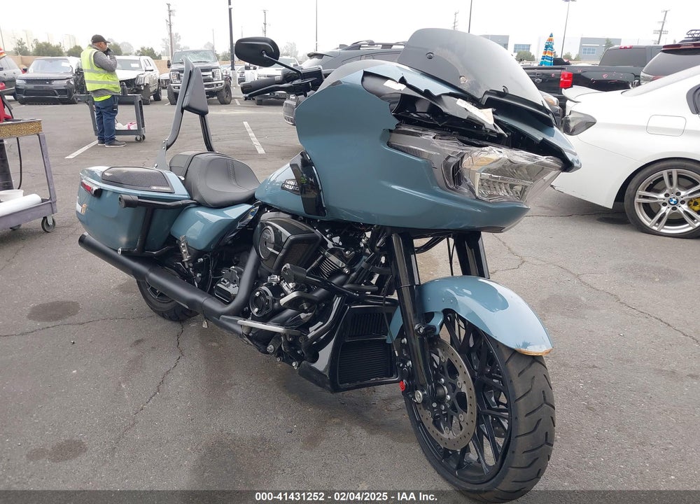 2024 HARLEY-DAVIDSON FLTRX VIN: 1HD1KH722RB613807