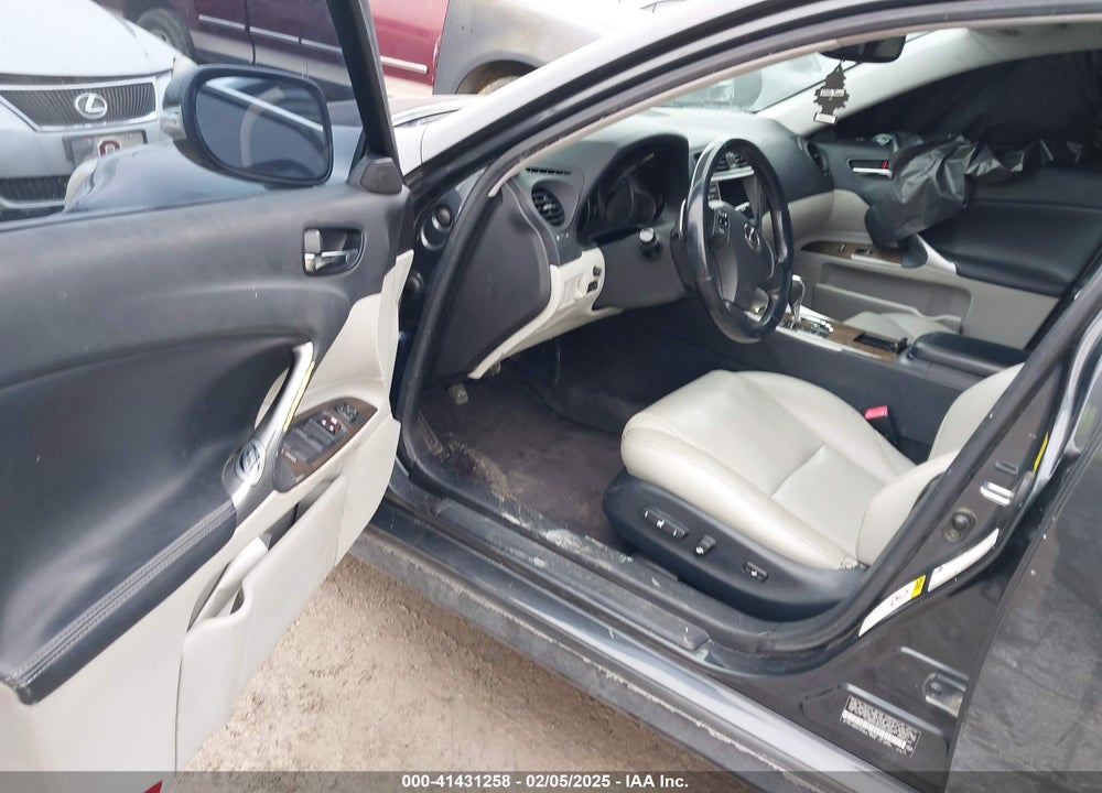 2010 LEXUS IS 350 VIN: JTHBE5C28A5024666