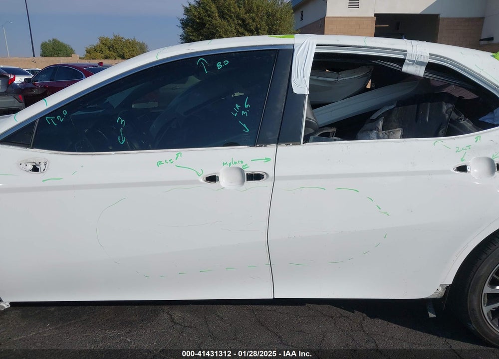 2018 TOYOTA CAMRY SE VIN: JTNB11HK2J3038746