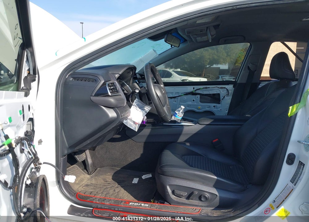 2018 TOYOTA CAMRY SE VIN: JTNB11HK2J3038746
