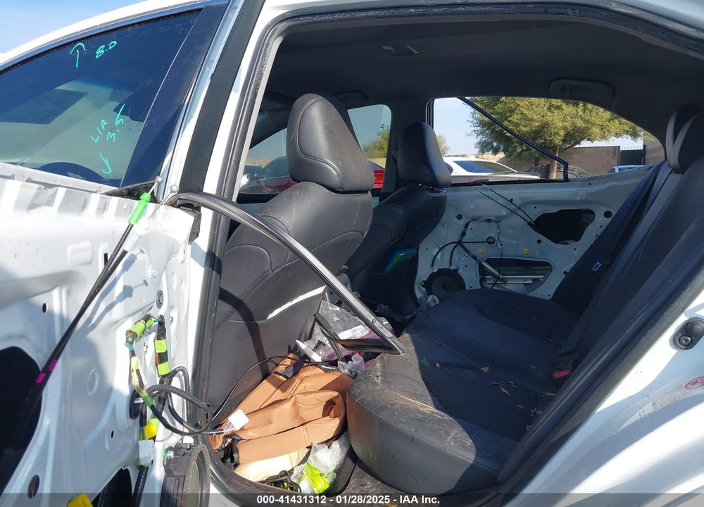 2018 TOYOTA CAMRY SE VIN: JTNB11HK2J3038746