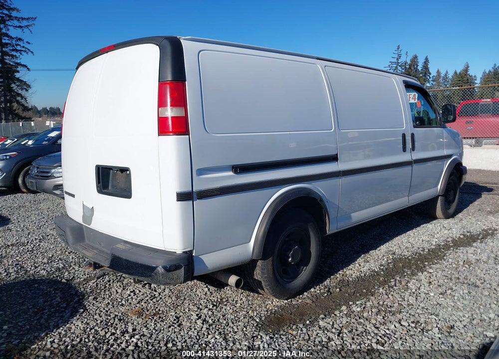 2007 CHEVROLET EXPRESS VIN: 1GCGG25V571226405