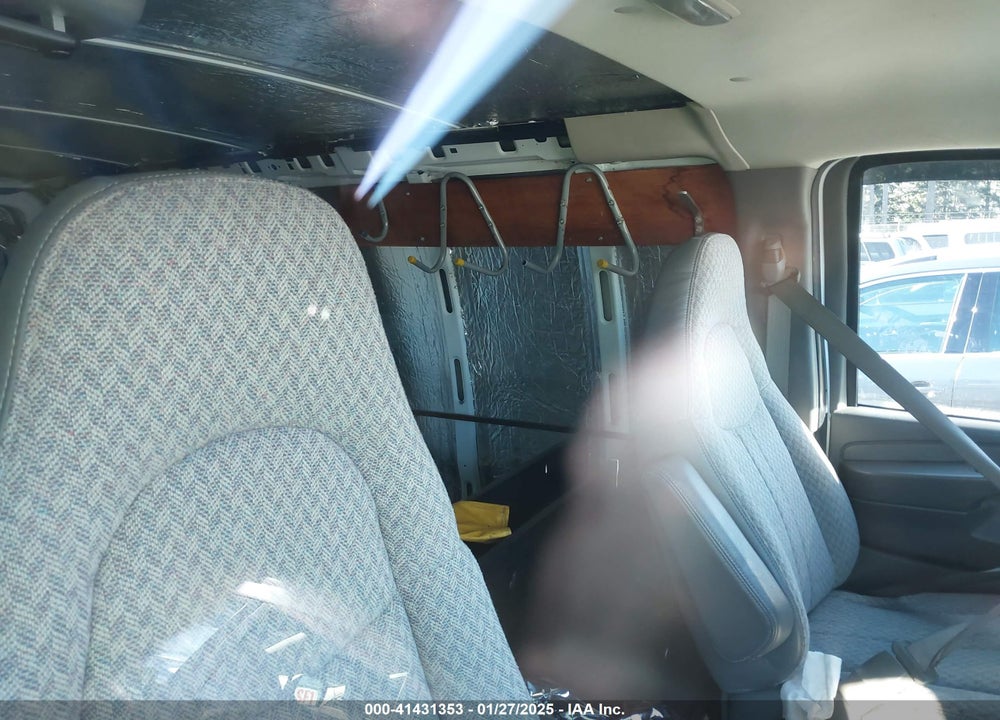 2007 CHEVROLET EXPRESS VIN: 1GCGG25V571226405