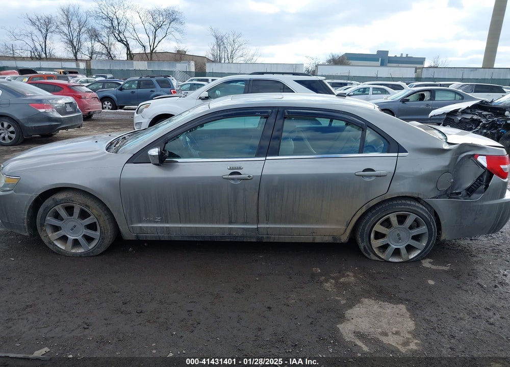 2008 LINCOLN MKZ VIN: 3LNHM28T68R657068
