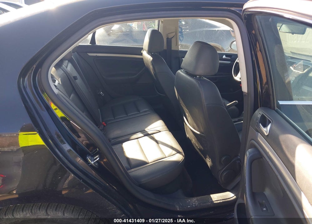 2008 VOLKSWAGEN JETTA SE/SEL VIN: 3VWRZ71K48M051643