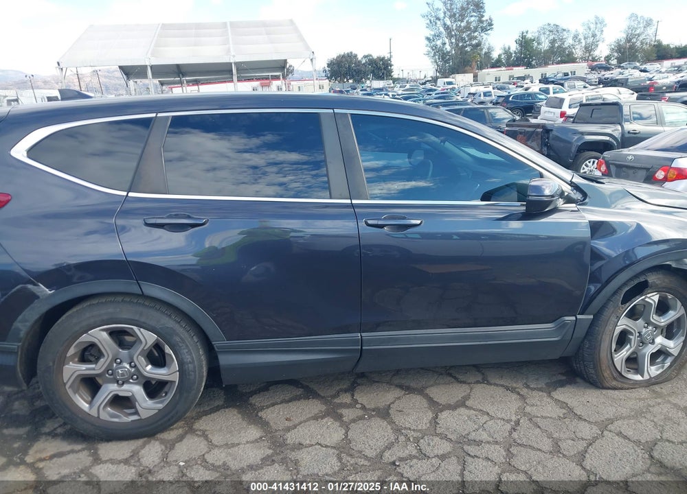 2019 HONDA CR-V VIN: 7FARW1H8XKE027107