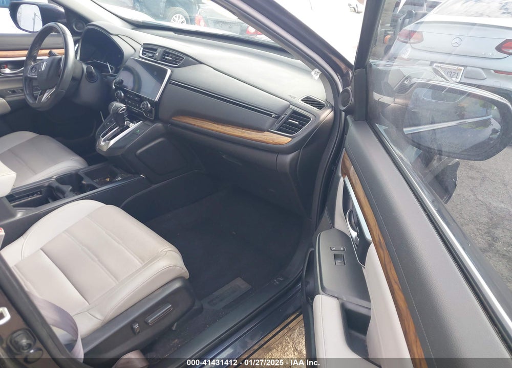 2019 HONDA CR-V VIN: 7FARW1H8XKE027107