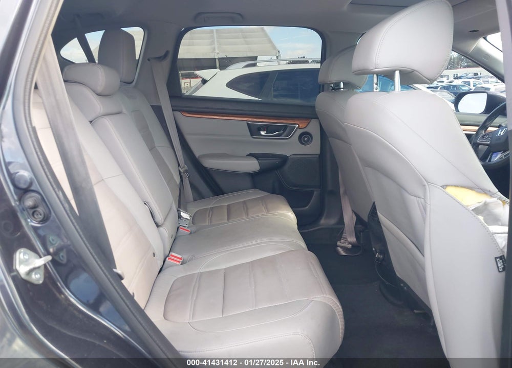 2019 HONDA CR-V VIN: 7FARW1H8XKE027107