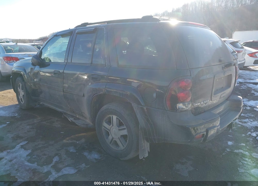 2007 CHEVROLET TRAILBLAZER LS VIN: 1GNDT13S372200503