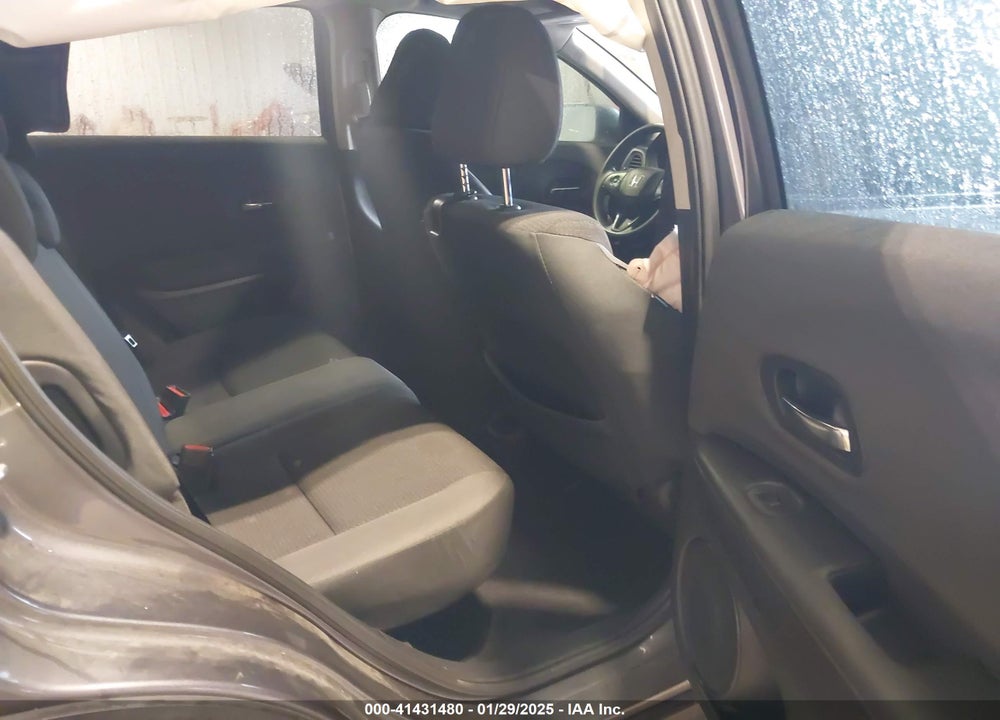 2022 HONDA HR-V 2WD LX VIN: 3CZRU5H39NM741737