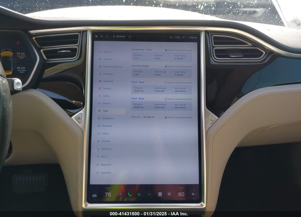 2015 TESLA MODEL S VIN: 5YJSA1E24FF118777