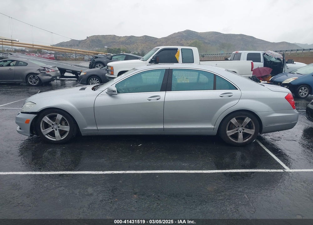 2010 MERCEDES-BENZ S 550 VIN: WDDNG7BB6AA338951