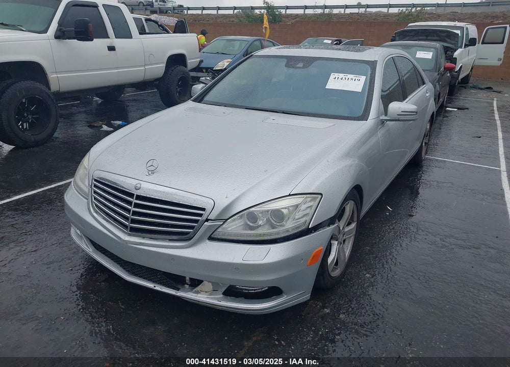 2010 MERCEDES-BENZ S 550 VIN: WDDNG7BB6AA338951