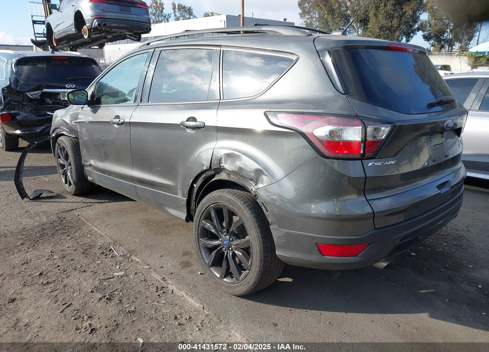 2017 FORD ESCAPE VIN: 1FMCU0J97HUD21404