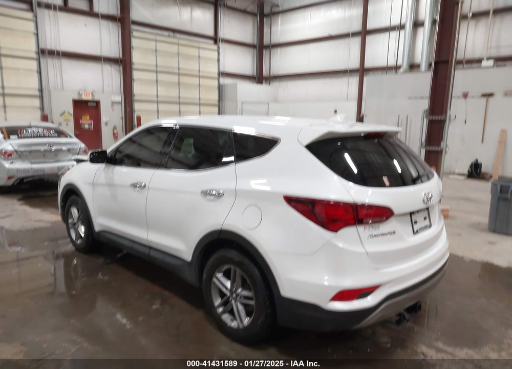 2017 HYUNDAI SANTA FE SPORT 2.4L VIN: 5NMZTDLB2HH001763