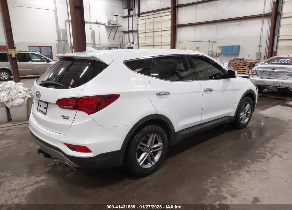 2017 HYUNDAI SANTA FE SPORT 2.4L VIN: 5NMZTDLB2HH001763