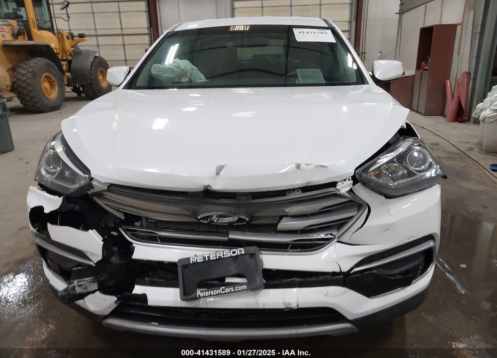 2017 HYUNDAI SANTA FE SPORT 2.4L VIN: 5NMZTDLB2HH001763