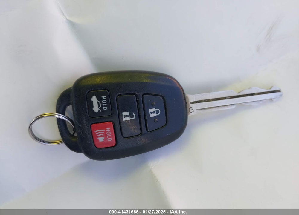 2014 TOYOTA CAMRY SE VIN: 4T1BF1FK3EU819800
