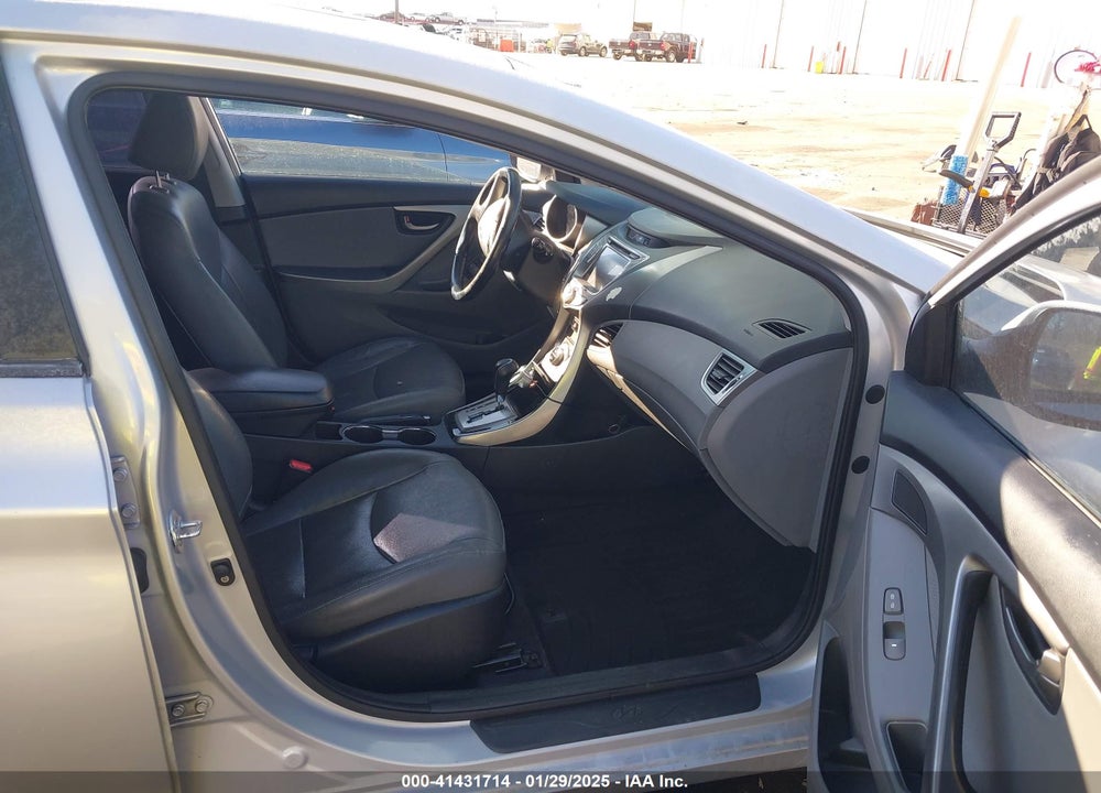 2013 HYUNDAI ELANTRA VIN: KMHDH4AE2DU593737