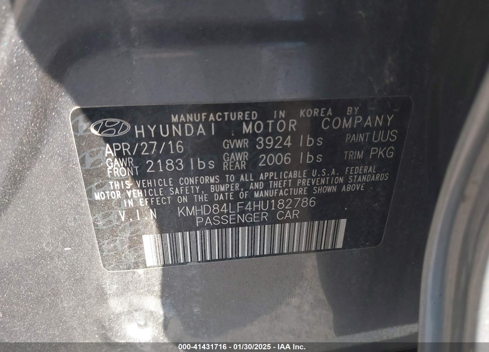 2017 HYUNDAI ELANTRA VIN: KMHD84LF4HU182786