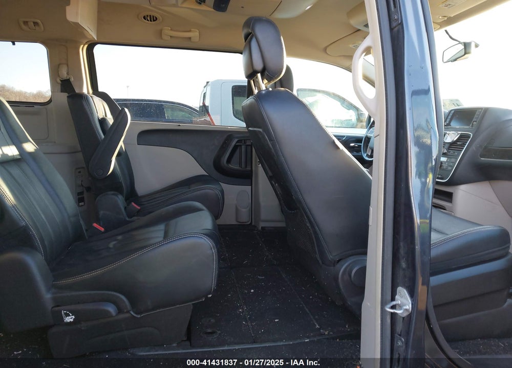 2013 CHRYSLER TOWN & COUNTRY TOURING VIN: 2C4RC1BG4DR809396