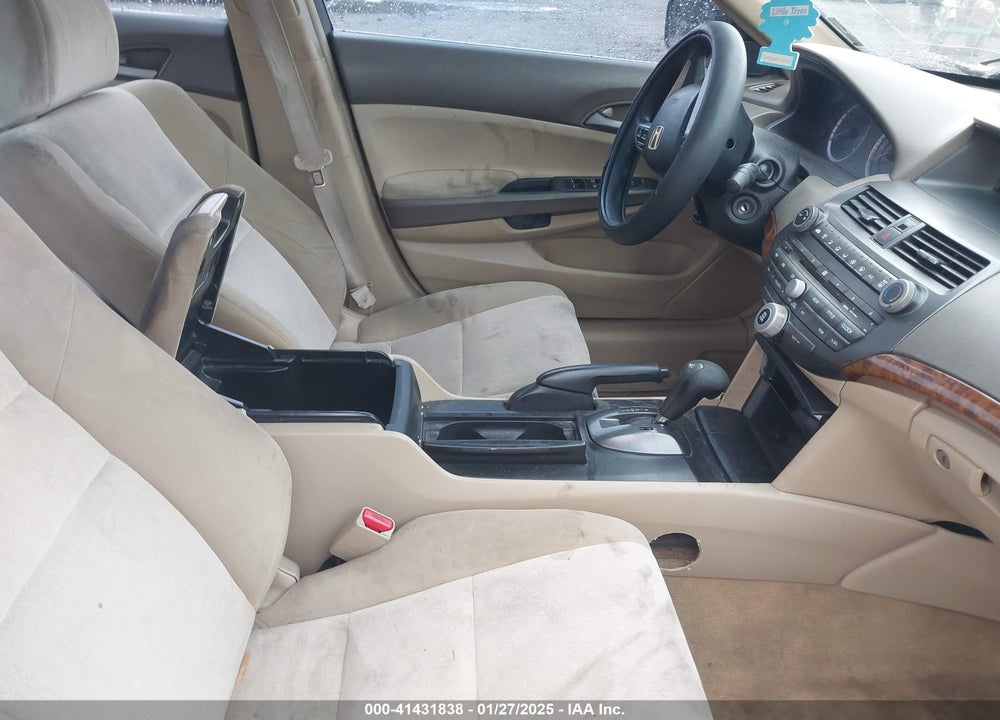2010 HONDA ACCORD 2.4 LX-P VIN: 1HGCP2F4XAA099390