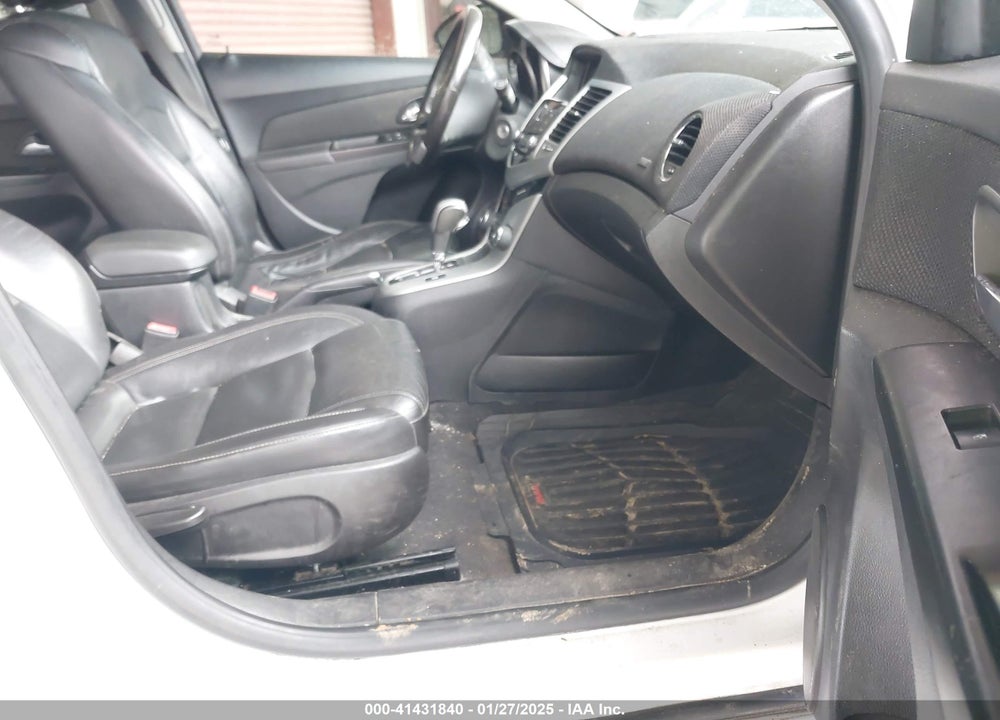 2014 CHEVROLET CRUZE VIN: 1G1PE5SB8E7305751