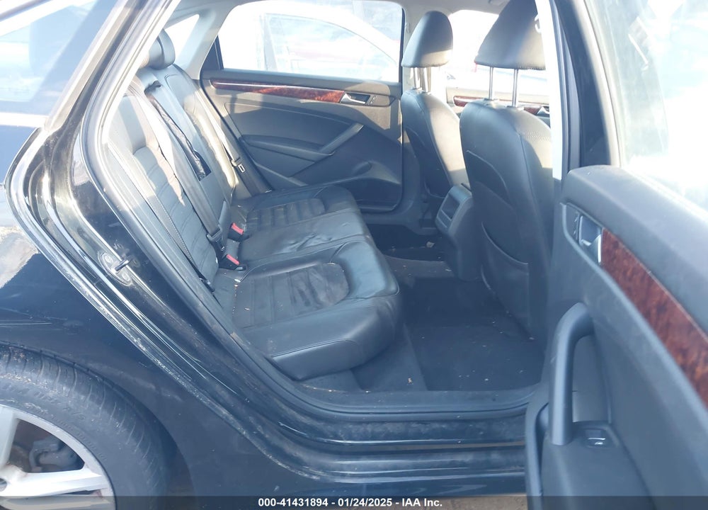 2012 VOLKSWAGEN PASSAT VIN: 1VWCN7A31CC079534