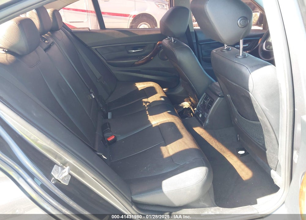 2015 BMW 328 VIN: WBA3B5G54FNS19686