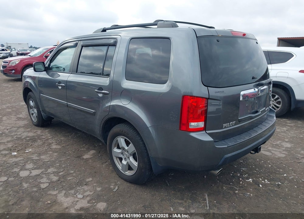 2011 HONDA PILOT EX-L VIN: 5FNYF4H54BB024282