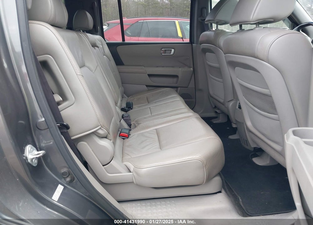 2011 HONDA PILOT EX-L VIN: 5FNYF4H54BB024282