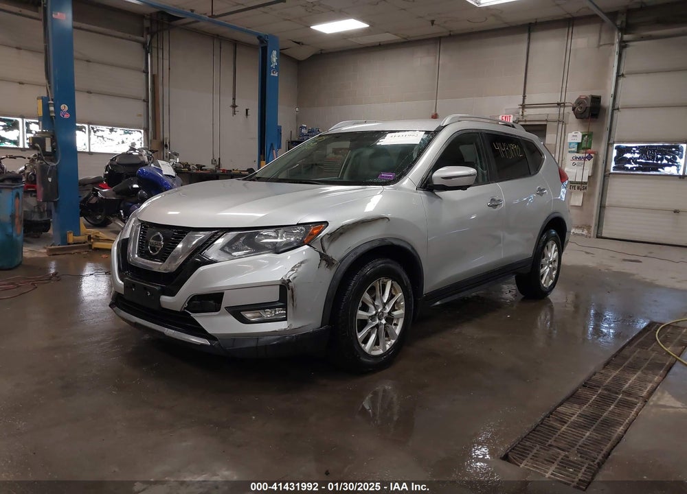 2017 NISSAN ROGUE VIN: JN8AT2MV0HW281243