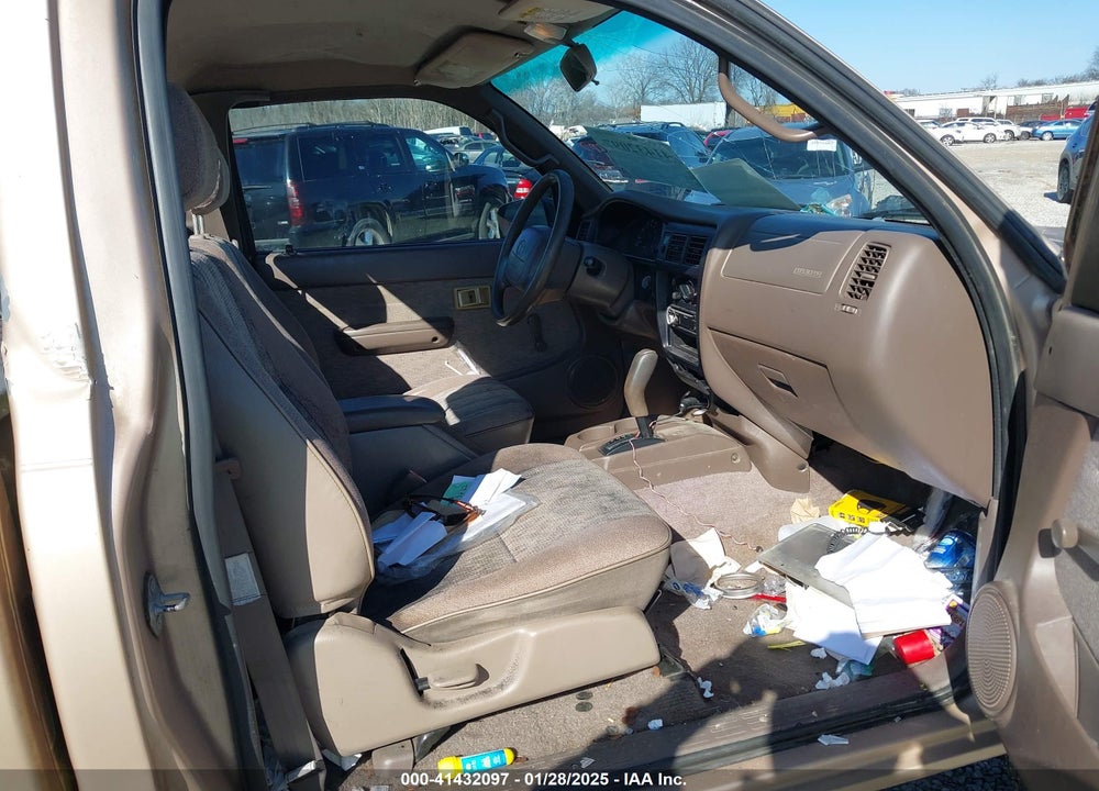 1999 TOYOTA TACOMA PRERUNNER VIN: 4TANM92N9XZ565680