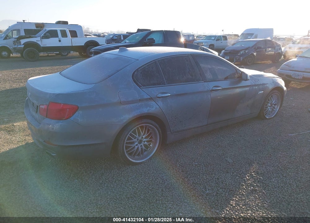 2011 BMW 550I VIN: WBAFR9C52BC271152