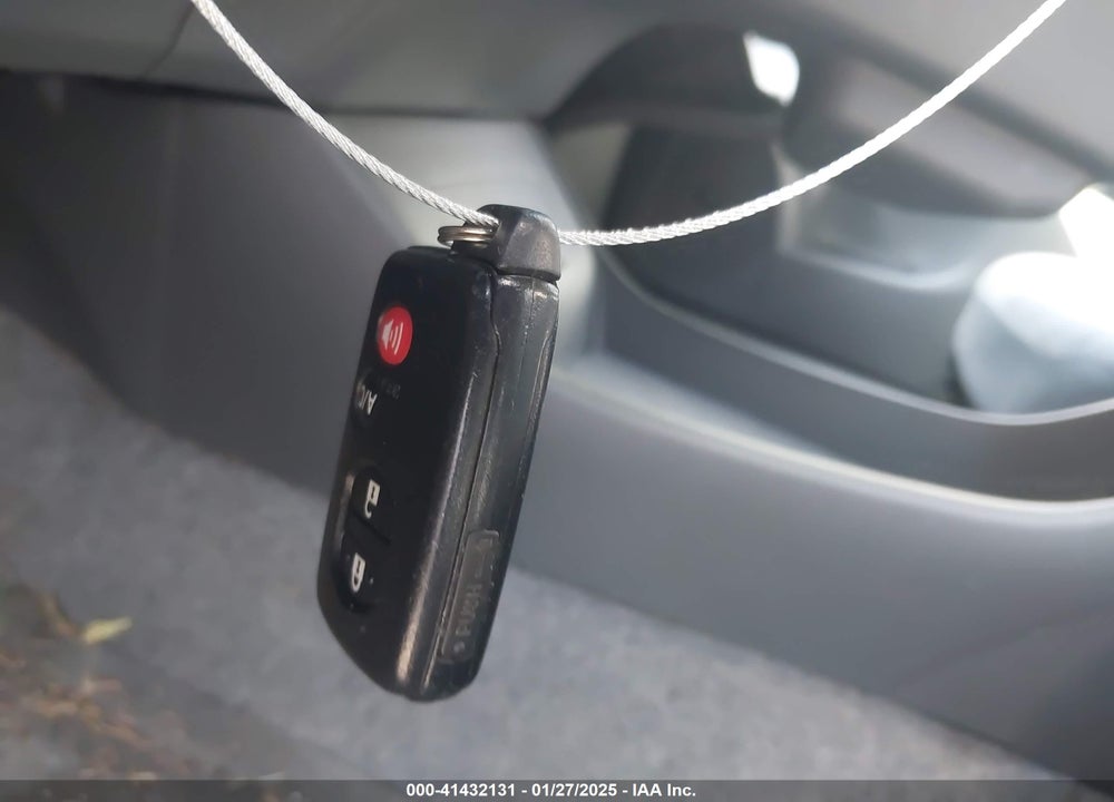 2010 TOYOTA PRIUS III VIN: JTDKN3DU6A0091687