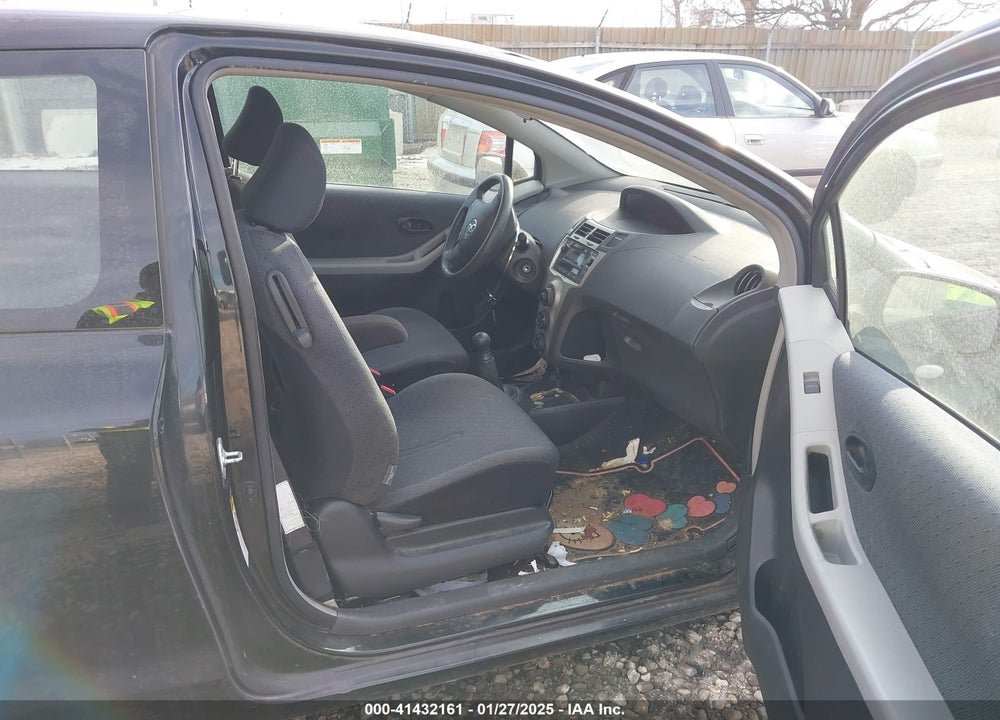 2009 TOYOTA YARIS VIN: JTDJT903695243693