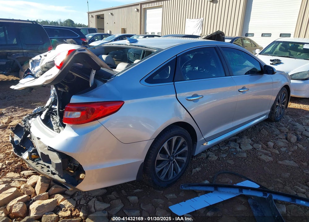2015 HYUNDAI SONATA VIN: 5NPE34AF5FH217756