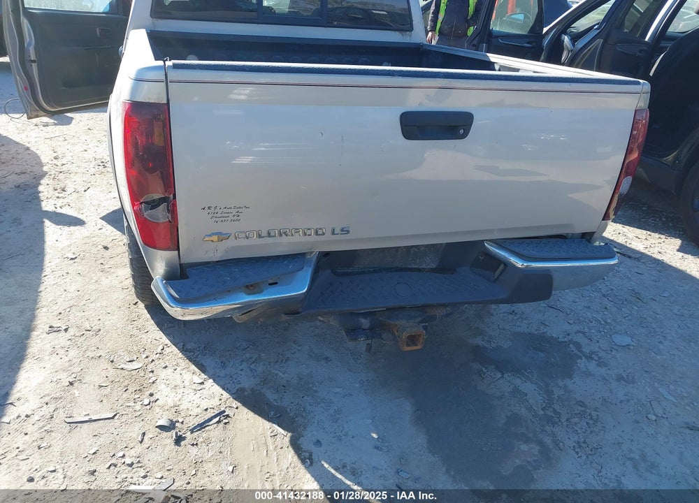 2005 CHEVROLET COLORADO LS VIN: 1GCDT136858151191