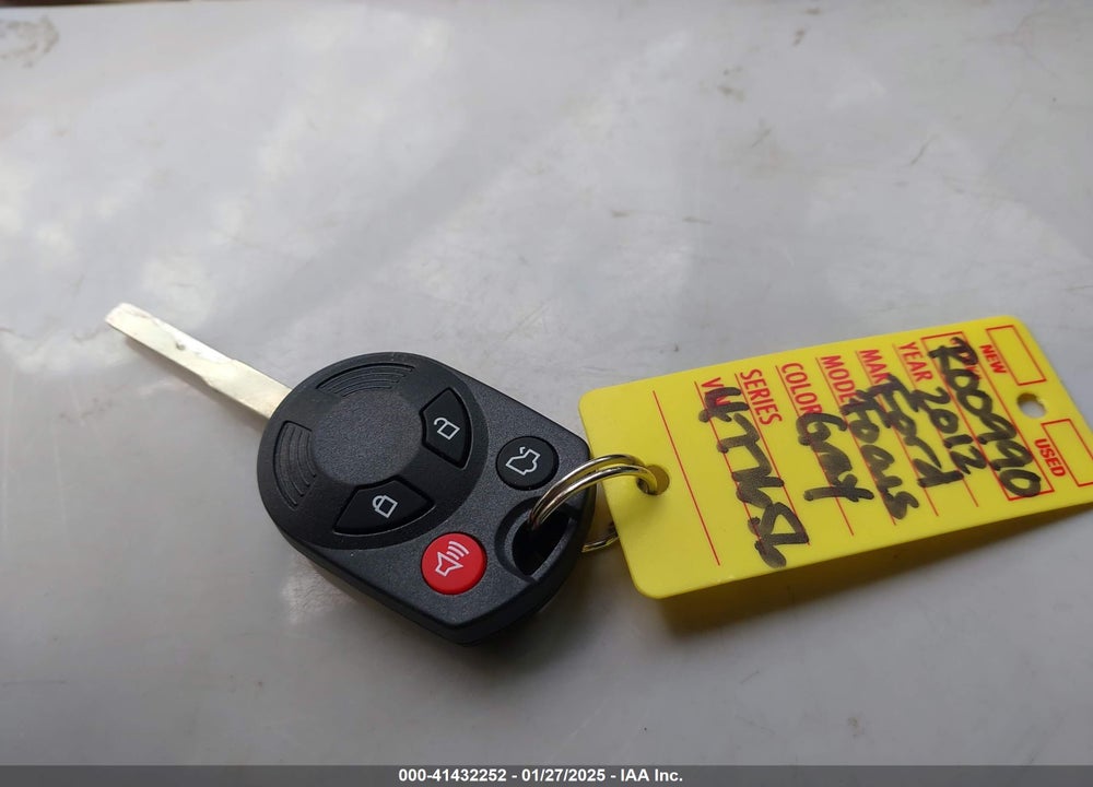 2012 FORD FOCUS SEL VIN: 1FAHP3M25CL477656