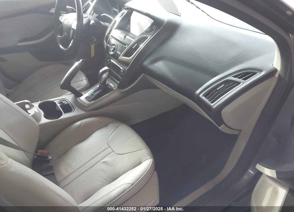 2012 FORD FOCUS SEL VIN: 1FAHP3M25CL477656