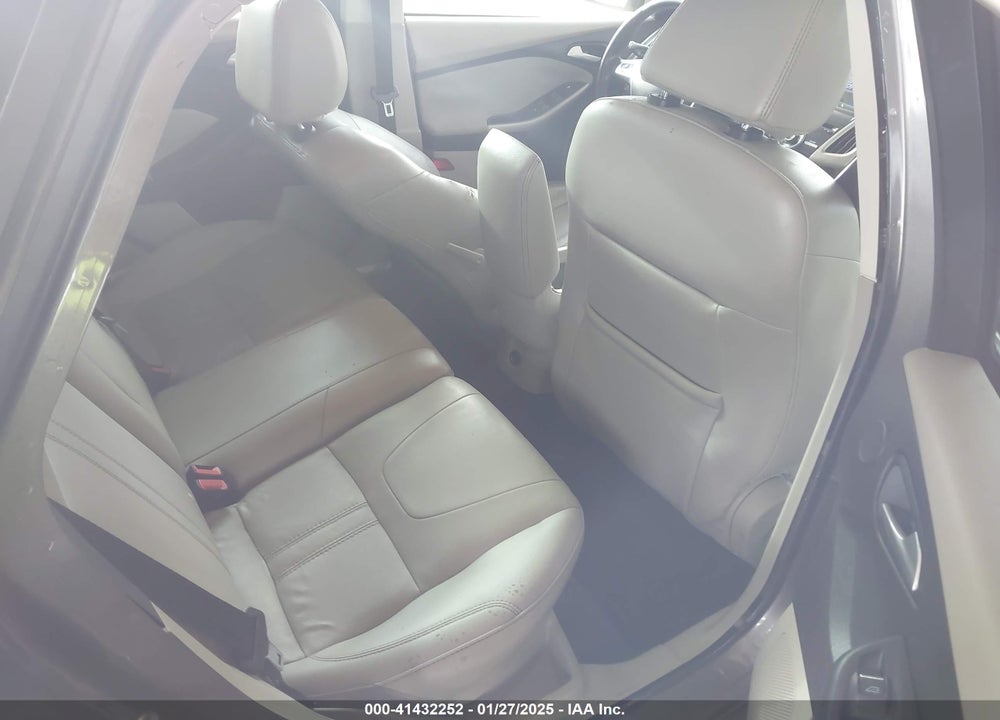2012 FORD FOCUS SEL VIN: 1FAHP3M25CL477656