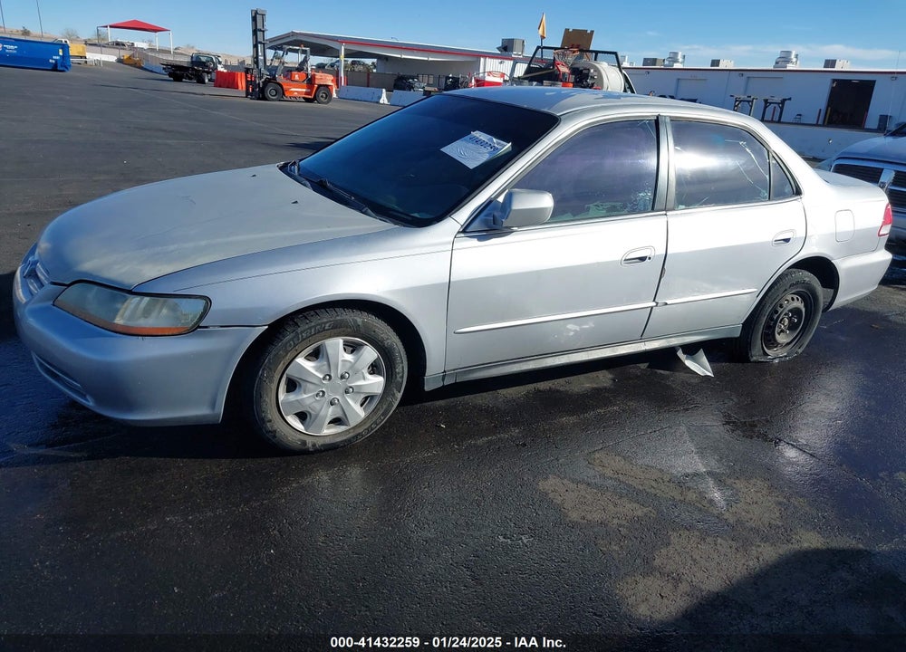 2002 HONDA ACCORD 2.3 LX VIN: 3HGCG56412G705423