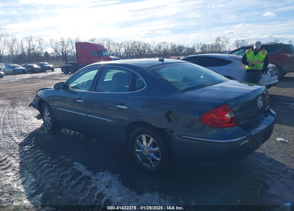 2007 BUICK LACROSSE CX VIN: 2G4WC582571243270