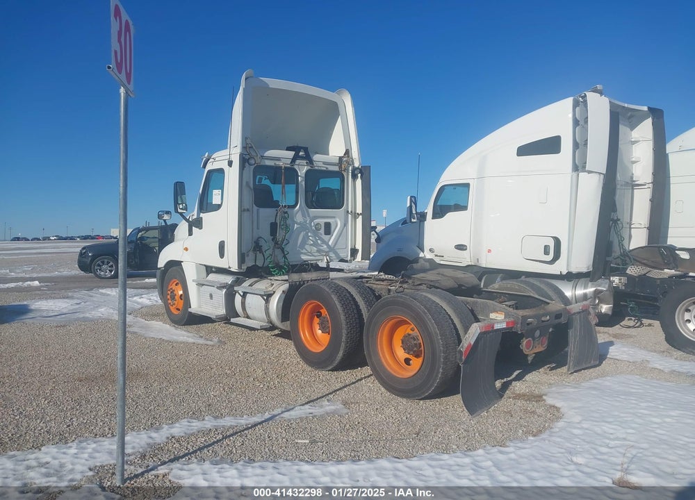 2013 FREIGHTLINER CASCADIA 125 VIN: 3AKJGEDV6DSBZ1804