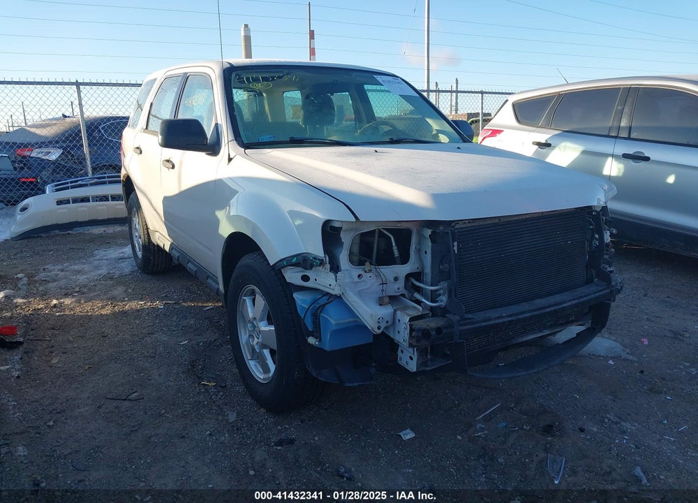 2011 FORD ESCAPE XLS VIN: 1FMCU0C76BKB11875
